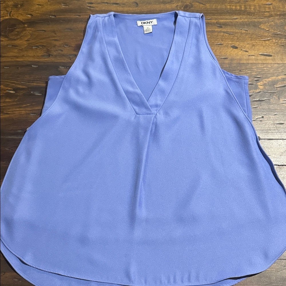 DKNY Periwinkle V-Neck Sleeveless Camisole